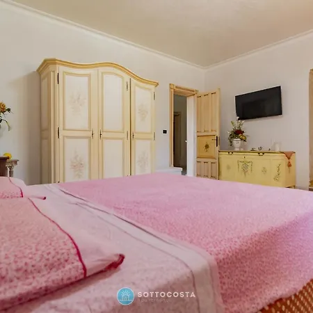 Alojamento de Acomodação e Pequeno-almoço Dolce Aurora 4*
